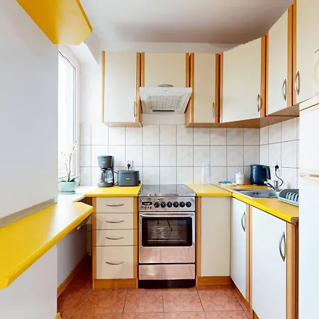 Apartman Cherry Metro Natolin Ursynow