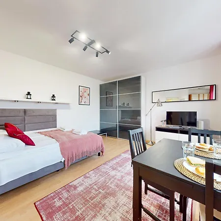 Apartment Cherry Metro Natolin Ursynow Warsaw