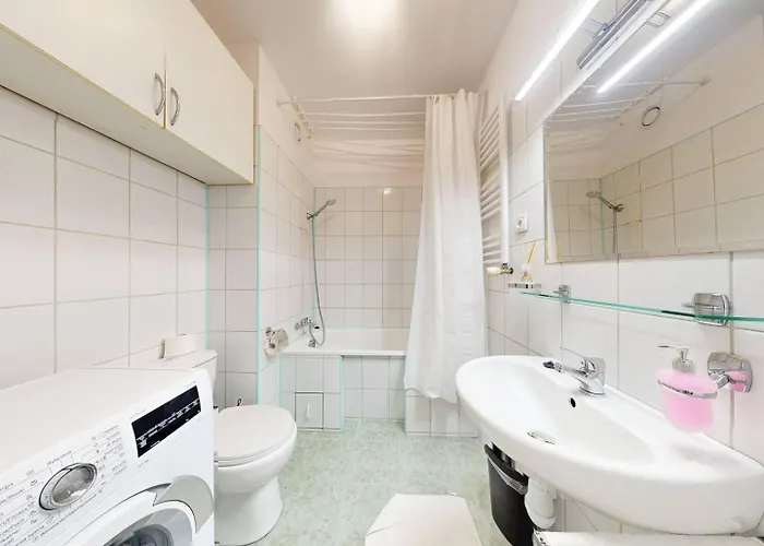 Cherry Metro Natolin Ursynow ורשה