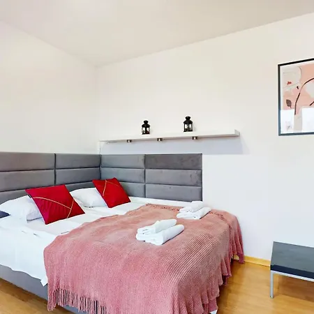 Appartement Cherry Metro Natolin Ursynow